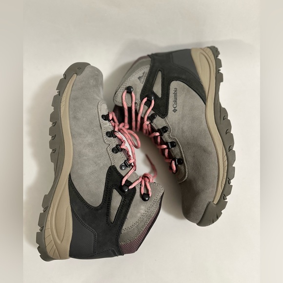 Columbia women’s boot size 11 - Picture 11 of 15